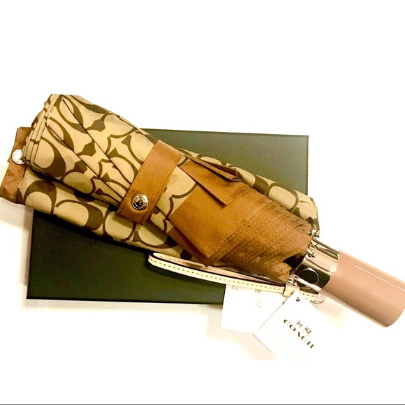 NWT Coach Signature CC Monogram Logo Umbrella - Picture 4 of 8